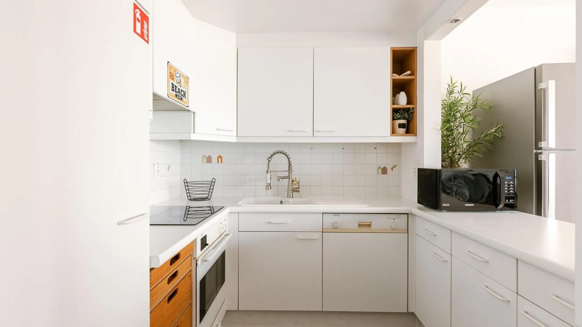 Huswell - New Apartment With Beautiful Sea View Остенде 0*,