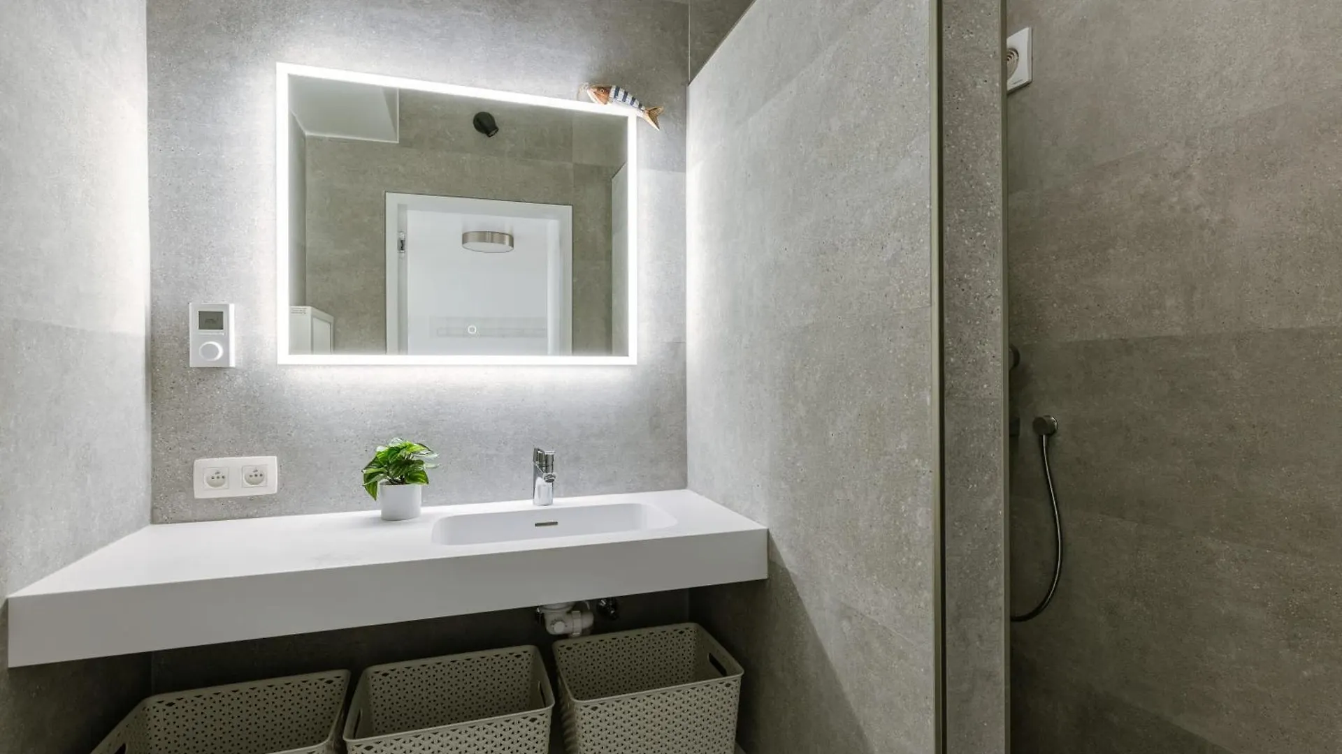 Huswell - New Apartment With Beautiful Sea View Остенде